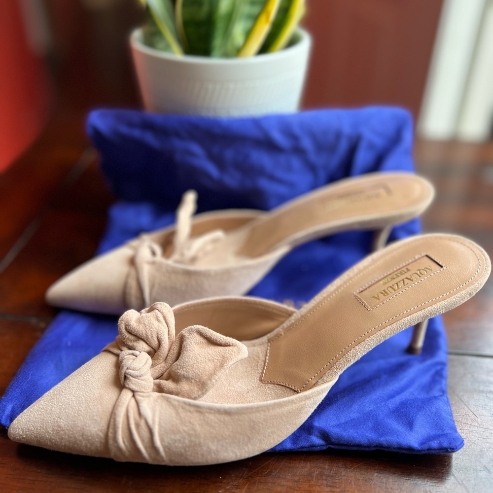 Aquazzura bow heels